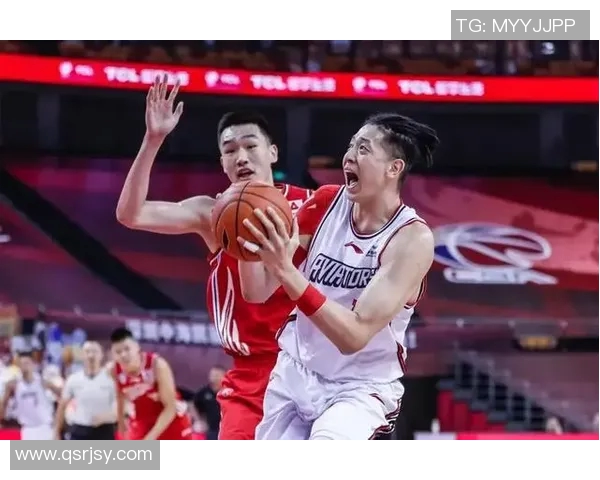 赛后复盘:西安篮球队与广州篮球队的精彩对决与经验总结 赛后复盘:西安篮球队与广州篮球队的精彩对决与经验总结